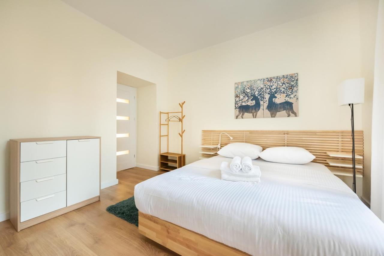 Ochota Sunny Apartment Варшава Экстерьер фото